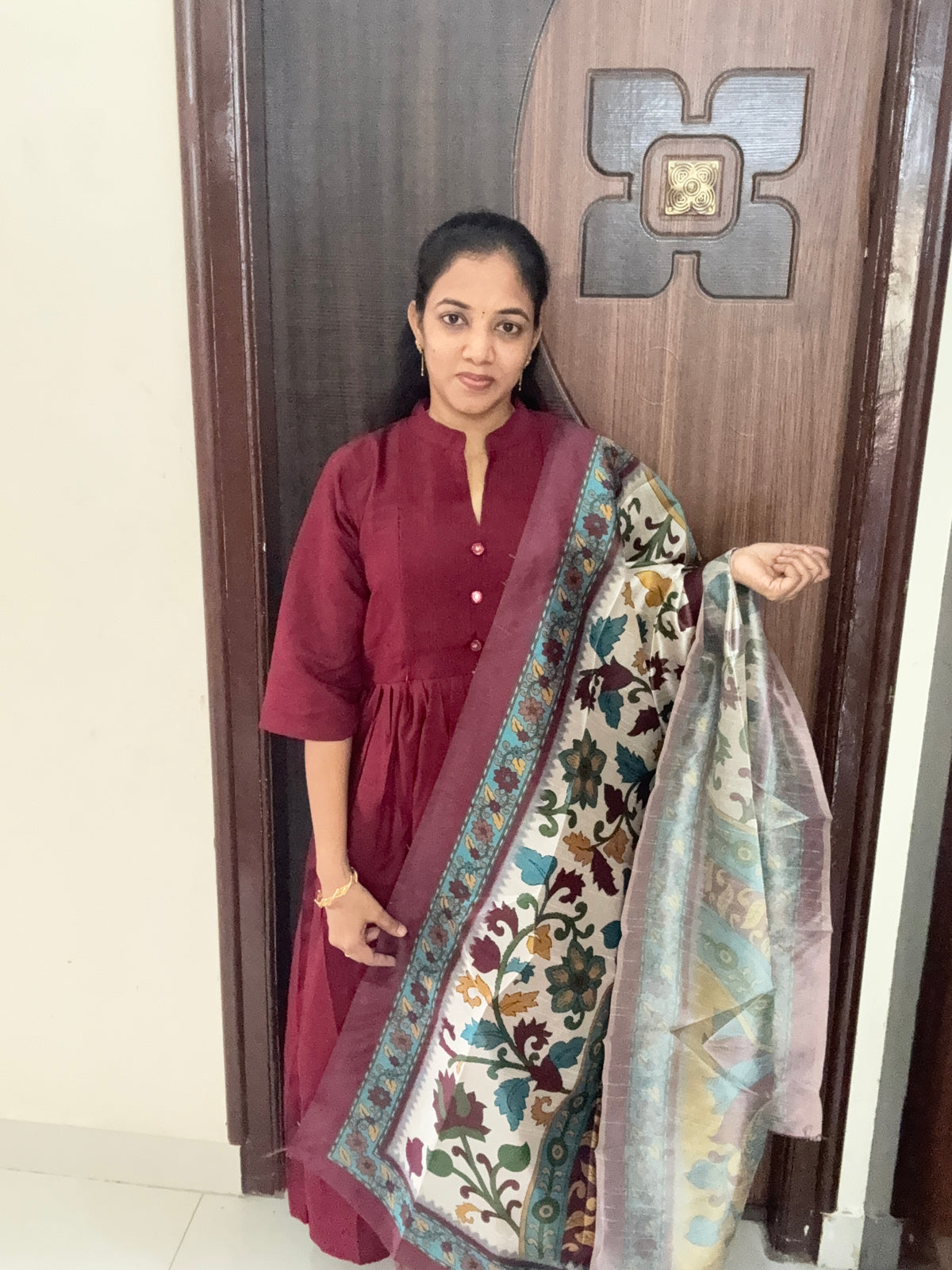 Roman Silk Kurta Set With Kalamkari Dupatta-Maroon